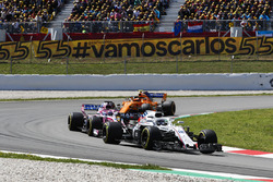 Lance Stroll, Williams FW41, Sergio Perez, Force India VJM11, Stoffel Vandoorne, McLaren MCL33