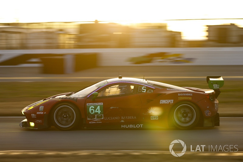 #64 Scuderia Corsa Ferrari 488 GT3, GTD: Bill Sweedler, Townsend Bell, Frankie Montecalvo, Sam Bird