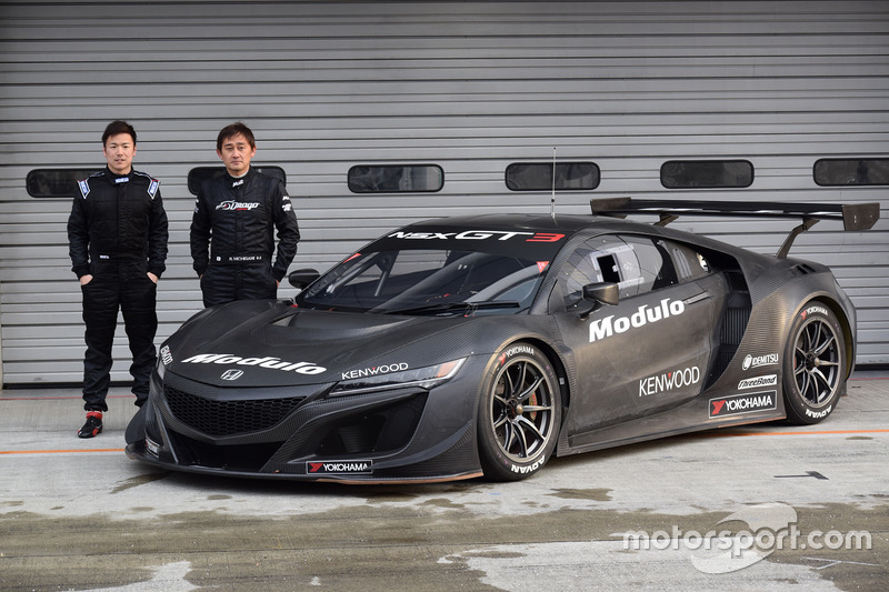 大津弘樹と道上龍、NSX GT3