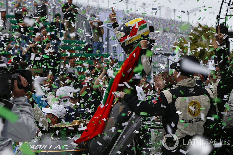 #5 Action Express Racing Cadillac DPi, P: Joao Barbosa, Christian Fittipaldi, Filipe Albuquerque, Celebrate the Rolex 24 Win