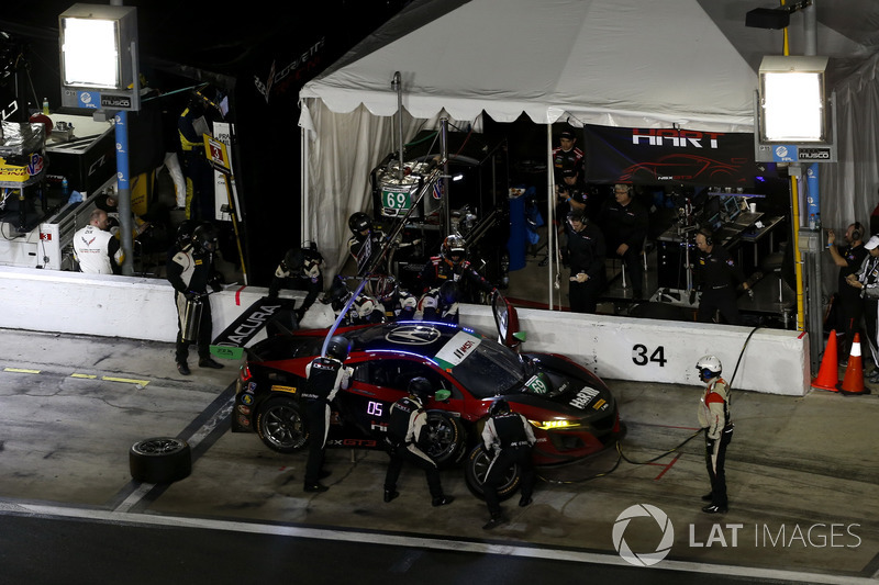 #69 HART Acura NSX GT3: Chad Gilsinger, Ryan Eversley, Sean Rayhall, John Falb