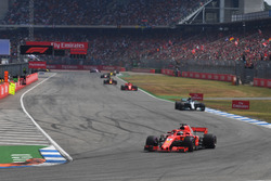 Sebastian Vettel, Ferrari SF71H leads