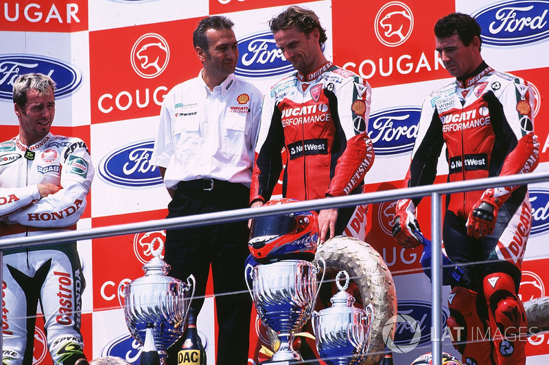 Podium: race winner Carl Fogarty, Ducati