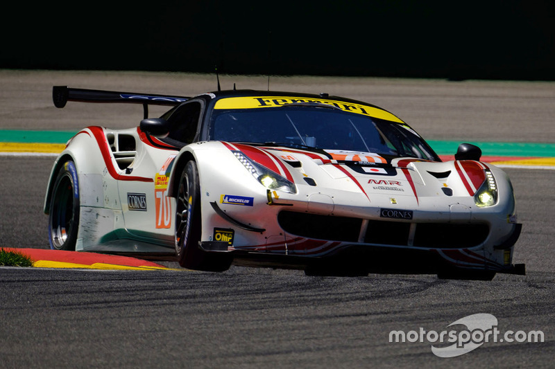60. Мотоаки Ишикава, Оливье Беретта, Эдвард Чивер, MR Racing, Ferrari 488 GTE (№70)