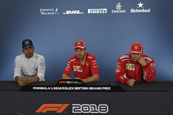 Lewis Hamilton, Mercedes-AMG F1, Sebastian Vettel, Ferrari, Kimi Raikkonen, Ferrari in the Press Conference