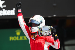 Sebastian Vettel, Ferrari dans le parc fermé