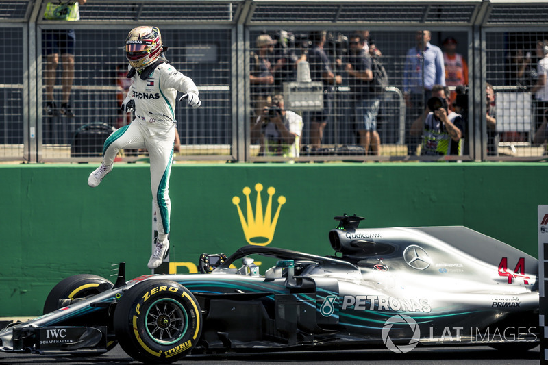 Pole sitter Lewis Hamilton, Mercedes-AMG F1 celebrates in parc ferme
