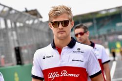 Marcus Ericsson, Sauber walks the track