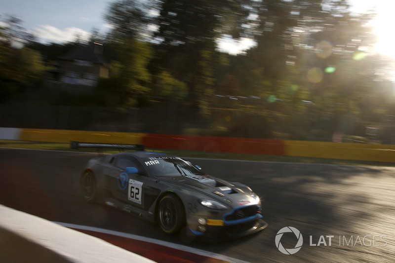 #62 R-Motorsport Aston Martin V12 Vantage: Dominik Baumann, Maxime Martin, Martin Kirchhöfer