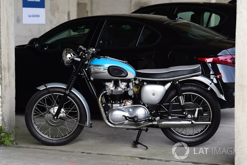 Motor Triumph Sebastian Vettel
