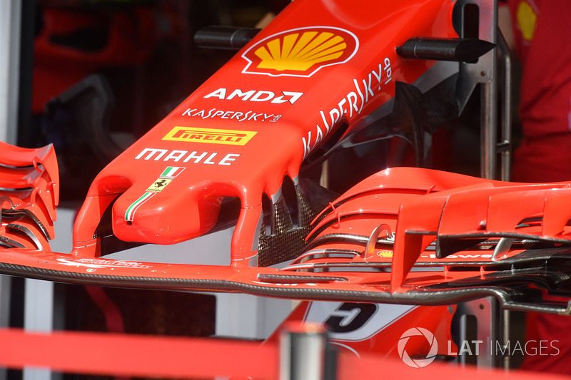 Vue détaillée du nez de la Ferrari SF71H