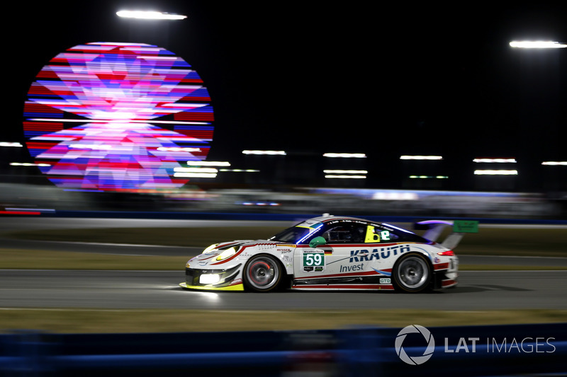 #59 Manthey Racing Porsche 911 GT3 R: Steve Smith, Randy Walls, Harald Proczyk, Sven Müller, Matteo Cairoli