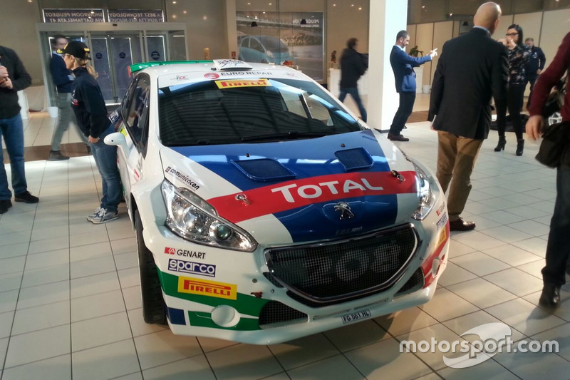 La Peugeot 208 T16 R5 di Paolo Andreucci e Anna Andreussi