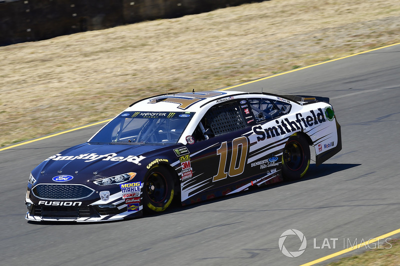24. Aric Almirola, Stewart-Haas Racing, Ford Fusion Smithfield