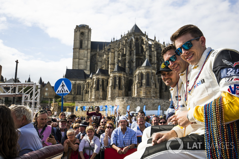 #64 Corvette Racing Chevrolet Corvette C7.R: Oliver Gavin, Tommy Milner, Marcel Fassler