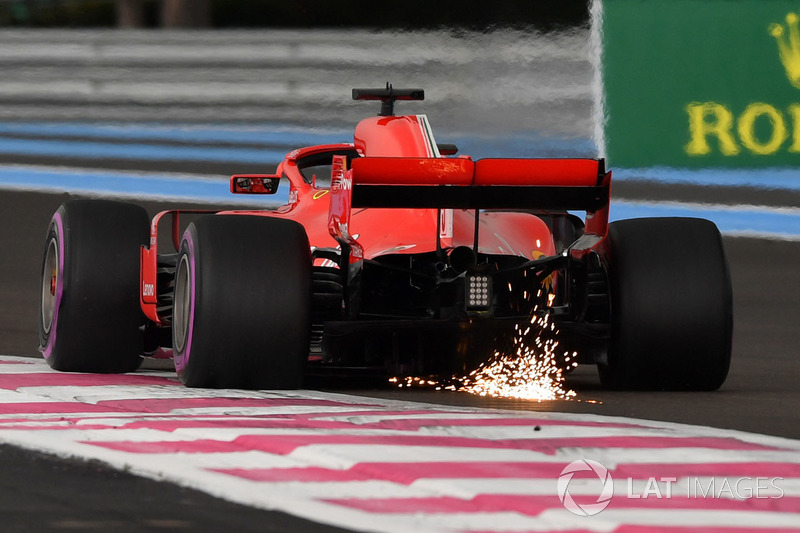 Sebastian Vettel, Ferrari SF71H saca chispas