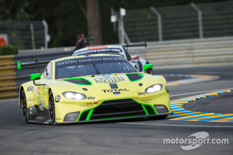 #97 Aston Martin Racing Aston Martin Vantage AMR: Alex Lynn, Maxime Martin, Jonathan Adams