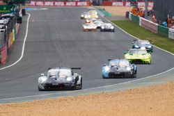 #88 Dempsey Proton Competition Porsche 911 RSR: Matteo Cairoli, Khaled Al Qubaisi, Giorgio Roda, #77 Proton Competition Porsche 911 RSR: Christian Ried, Julien Andlauer, Matt Campbell