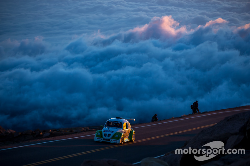 #20 Manfred Stohl, Volkswagen Bug 2.0 TDI CR Boxeer