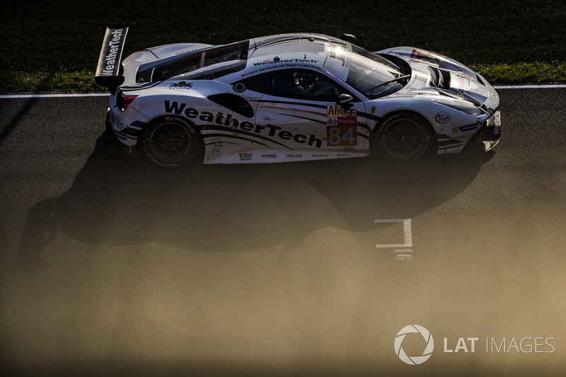 #84 JMW Motorsport Ferrari 488 GTE: Liam Griffin, Cooper MacNeil, Jeff Segal