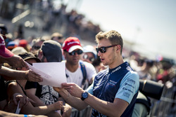 Sergey Sirotkin, Williams zet handtekeningen