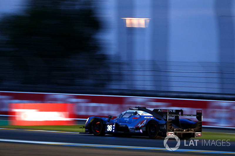 #36 Signatech Alpine Matmut Alpine A470: Nicolas Lapierre, Andre Negrao, Pierre Thiriet