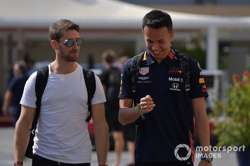 Romain Grosjean, Haas F1 Team, et Alexander Albon, Red Bull Racing