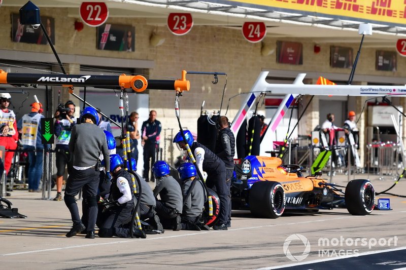 Carlos Sainz Jr., McLaren MCL34