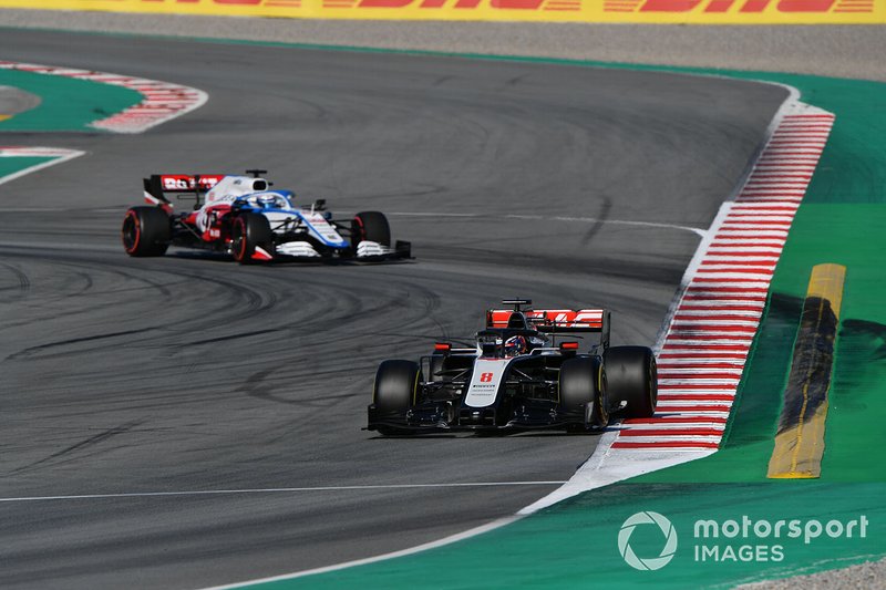 Romain Grosjean, Haas VF-20 y Nicholas Latifi, Williams FW43