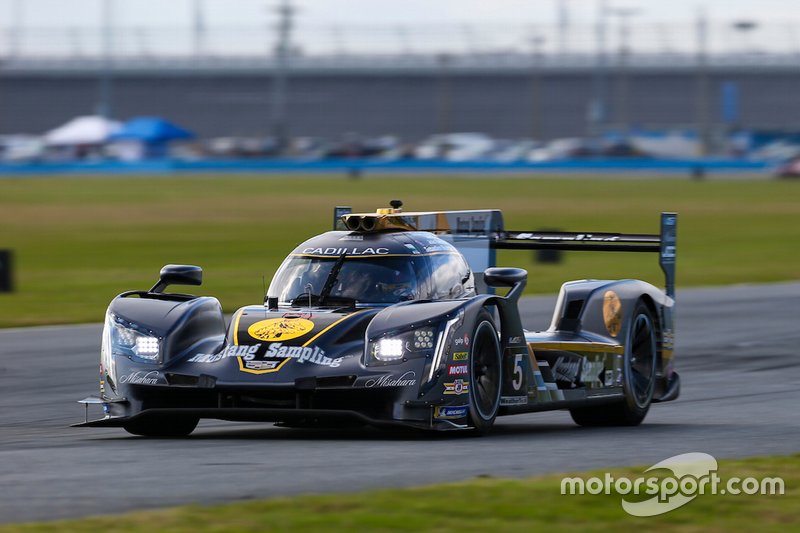 #5 Mustang Sampling Racing / JDC-Miller MotorSports Cadillac DPi, DPi: Sebastien Bourdais, Loic Duval, Tristan Vautier, Joao Barbosa