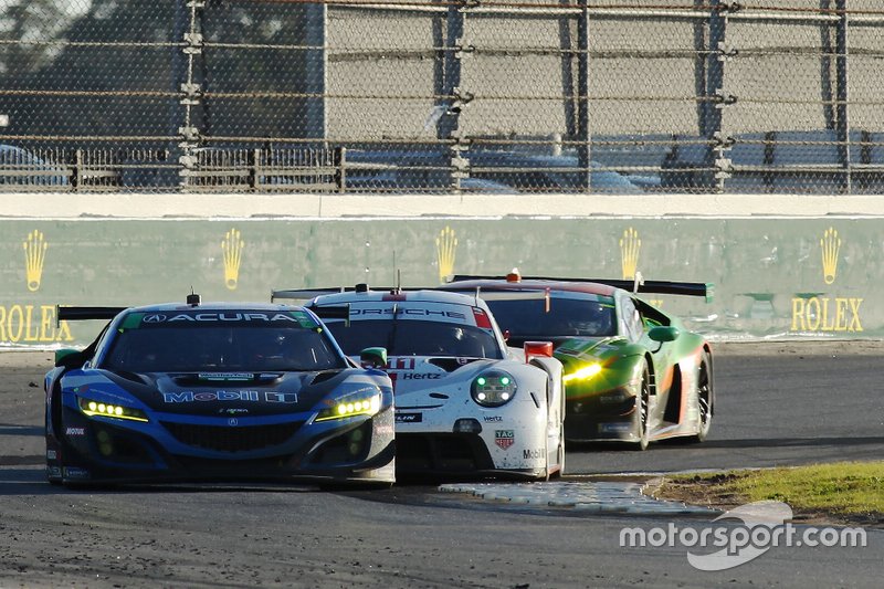 #57 Heinricher Racing w/Meyer Shank Racing Acura NSX GT3: Alvaro Parente, Misha Goikhberg, Trent Hindman, A.J. Allmendinger