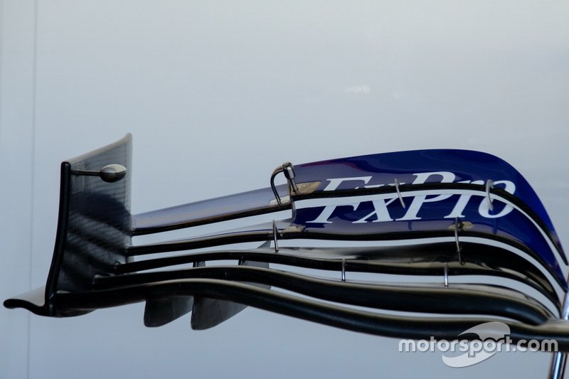 McLaren MCL34: Frontflügel