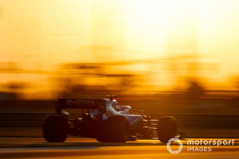 17º: George Russell, Williams Racing FW42