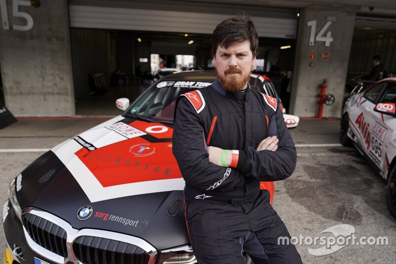 Emir Aşarı, BMW 330i, Sorg Rennsport