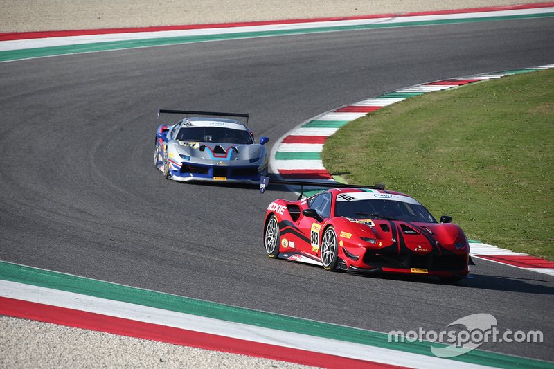 #348 Ferrari 488 Challenge, Ferrari Westlake: Eric Marston
