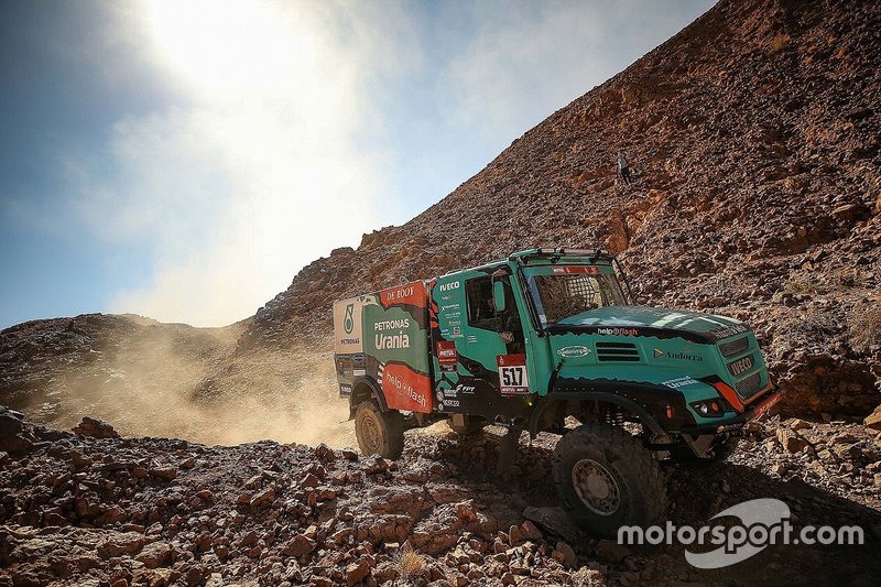 #517 Team De Rooy IVECO: Albert Llovera, Ferran Marco Alcayna, Marc Torres