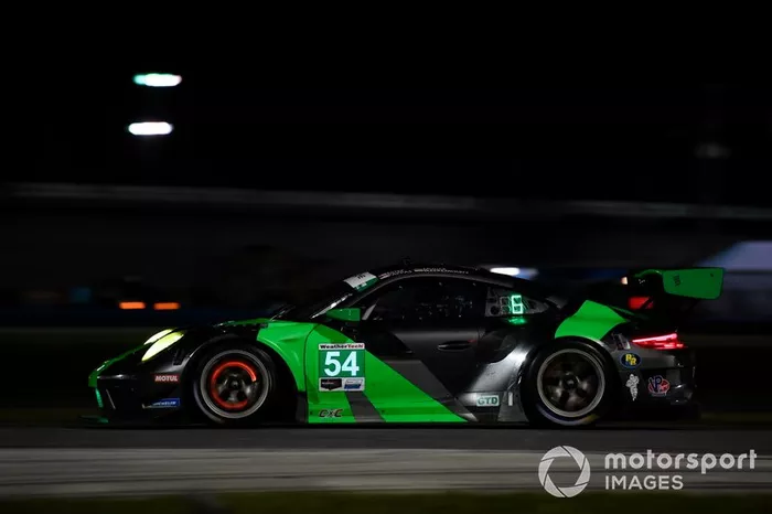 #54 BLACK SWAN RACING, Porsche 911 GT3 R, GTD: Jeroen Bleekemolen, Sven Muller, Trenton Estep