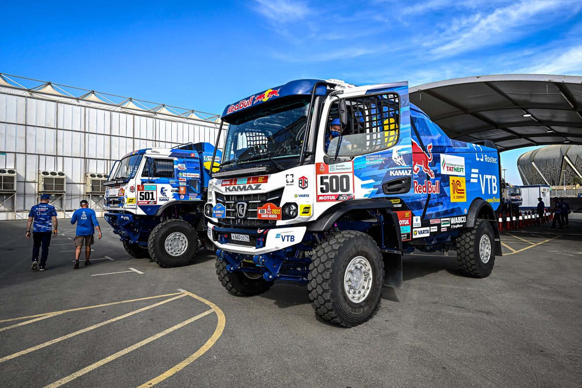 #500 Kamaz - Master: Dmitry Sotnikov, Ruslan Akhmadeev, Ilgiz Akhmetzianov