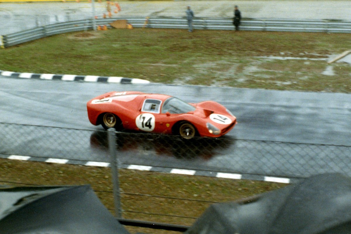 Ferrari 330 P3 alla 1000 chilometri di Monza del 1966