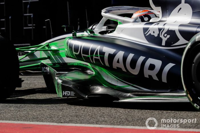 Yuki Tsunoda, AlphaTauri AT03, con parafina