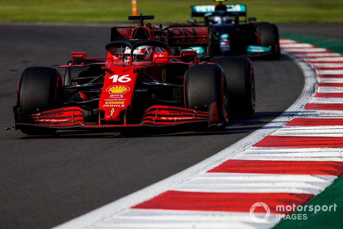Charles Leclerc, Ferrari SF21, Valtteri Bottas, Mercedes W12
