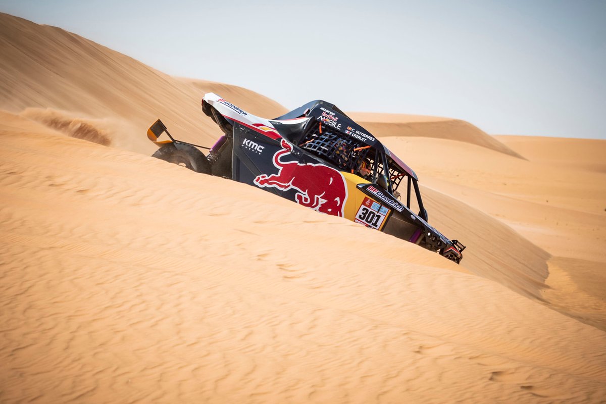#301 Red Bull Off-Road Team USA: Cristina Gutierrez, Francois Cazalet