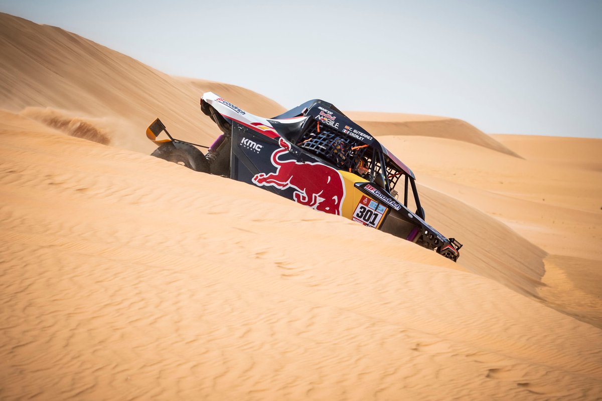 #301 Red Bull Off-Road Team USA: Cristina Gutierrez, Francois Cazalet