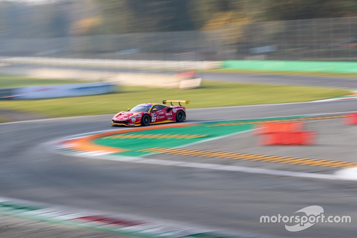 #27 Scuderia Baldini 27, Ferrari 488 GT3 Evo: Stefano Gai, Daniel Zampieri