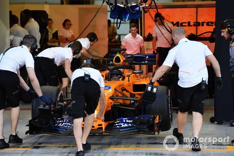 Carlos Sainz Jr., McLaren MCL33