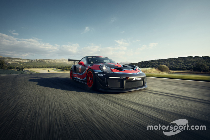 Автомобиль Porsche 911 GT2 RS Clubsport