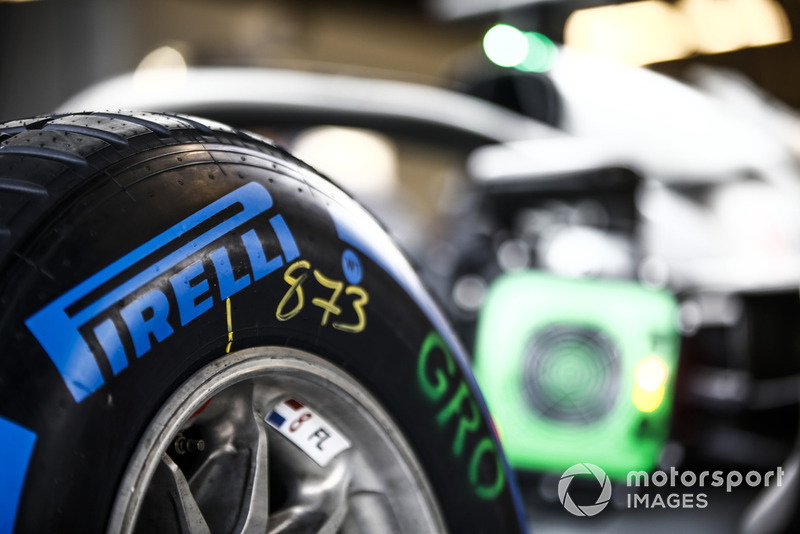 Pirelli wet tyre on the car of Romain Grosjean, Haas F1 Team VF-18
