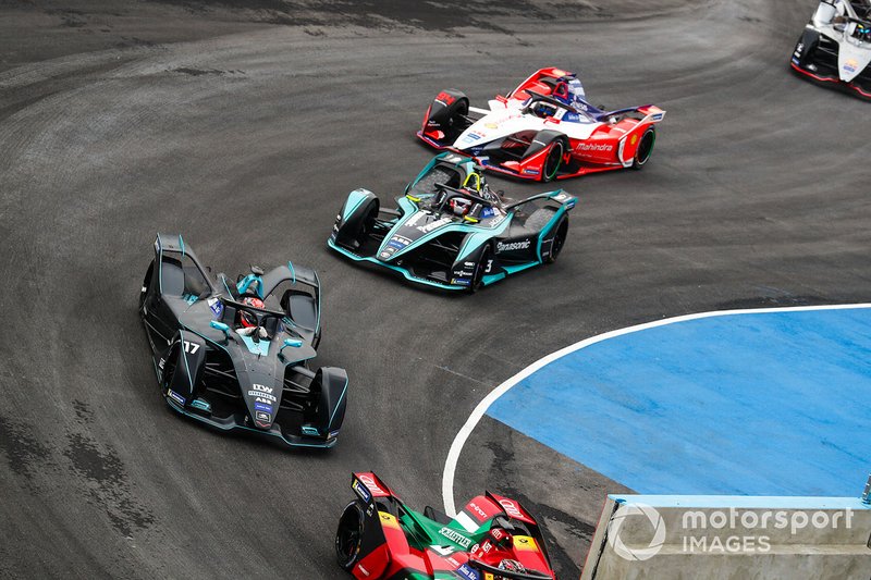 Gary Paffett, HWA Racelab, VFE-05, Nelson Piquet Jr., Panasonic Jaguar Racing, Jaguar I-Type 3, Felix Rosenqvist, Mahindra Racing, M5 Electro, alla partenza