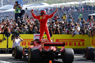 Race winner Kimi Raikkonen, Ferrari SF71H celebrates in Parc Ferme