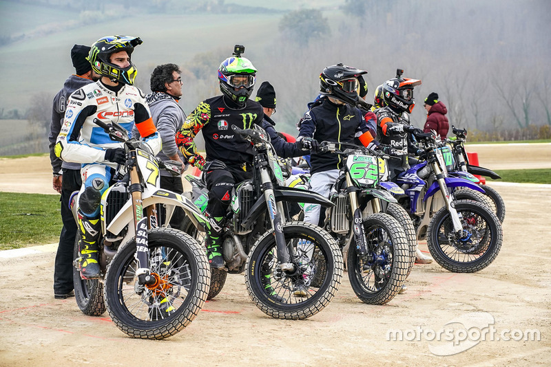 Franco Morbidelli con i partecipanti